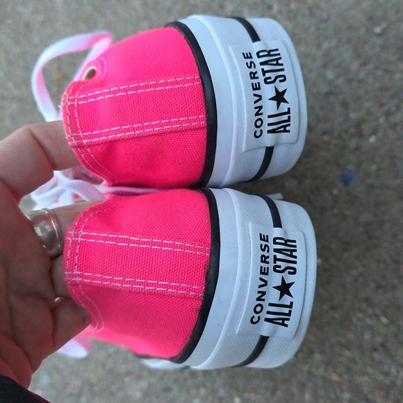 Converse Chuck Taylor All Star Low  Canvas Neon Pink Sneakers Size 7 - Picture 7 of 14